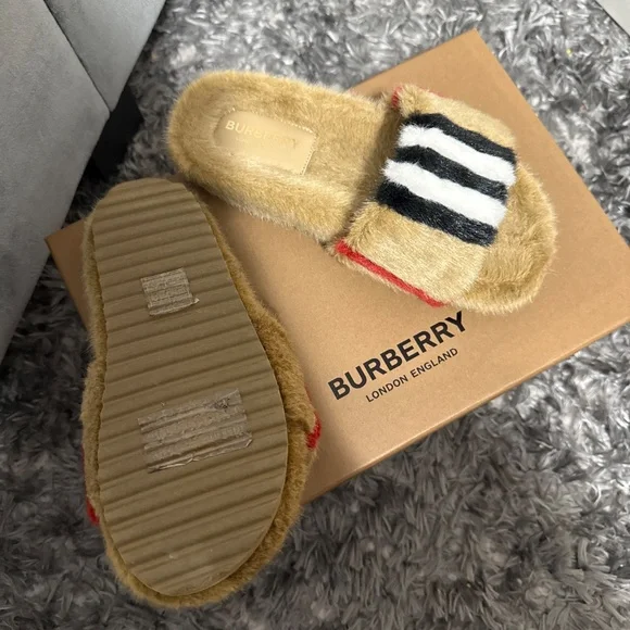 Kids sandals - Picture 2 of 3